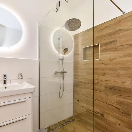 Jlo1 Mit Beheizbarem Pool Villa Peroj Exterior photo