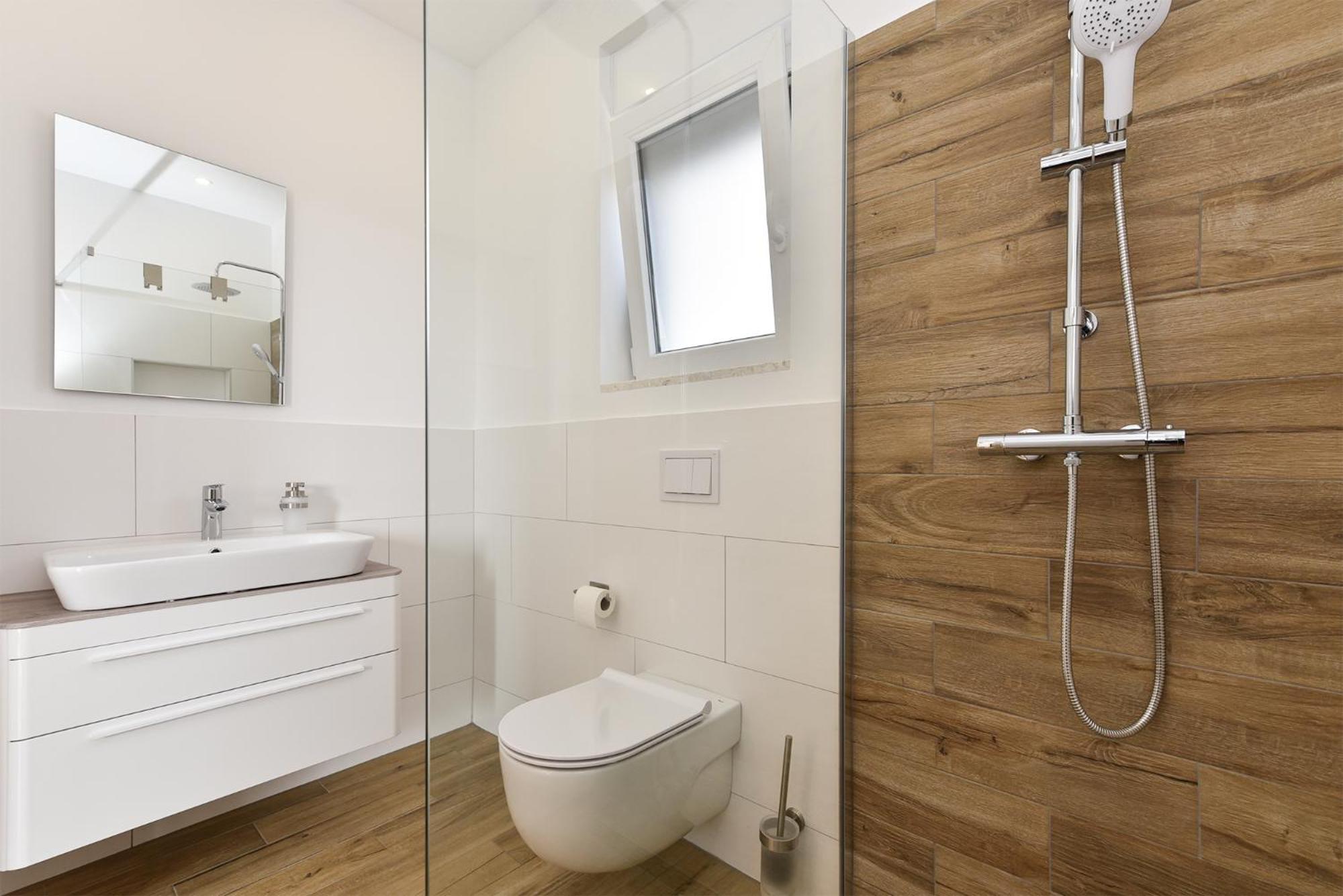 Ferienhaus Jlo1 Mit Beheizbarem Pool